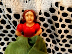 string holder red a